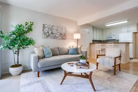 3456 Castle Glen Dr #154, San Diego, CA 92123