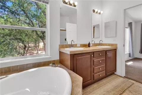 11011 S Shore Dr, Paso Robles, CA 93446 photo 16