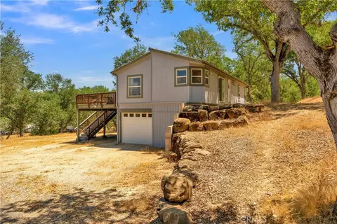 11011 S Shore Dr, Paso Robles, CA 93446 photo 2