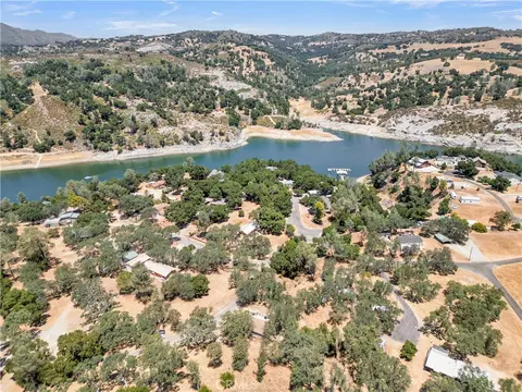 11011 S Shore Dr, Paso Robles, CA 93446 photo 5