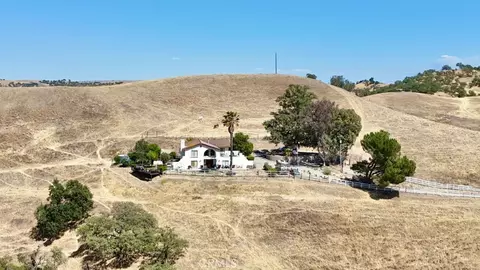 1924 Surrey Way, Paso Robles, CA 93446