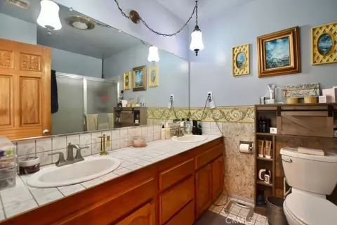 Bath - 1924 Surrey Way, Paso Robles, CA 93446 photo 5 of 5