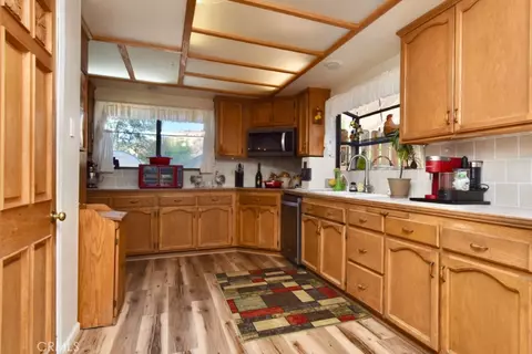 Kitchen - 1924 Surrey Way, Paso Robles, CA 93446 photo 1 of 2