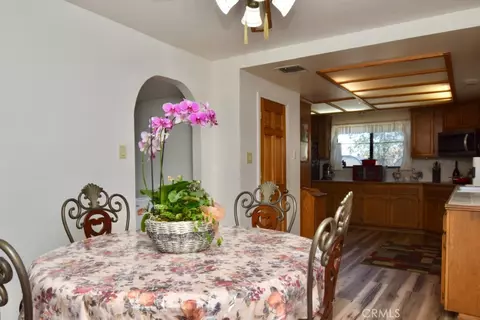 Dining - 1924 Surrey Way, Paso Robles, CA 93446 photo 1 of 2