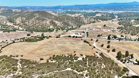 70260 Jolon Rd, Bradley, CA 93426