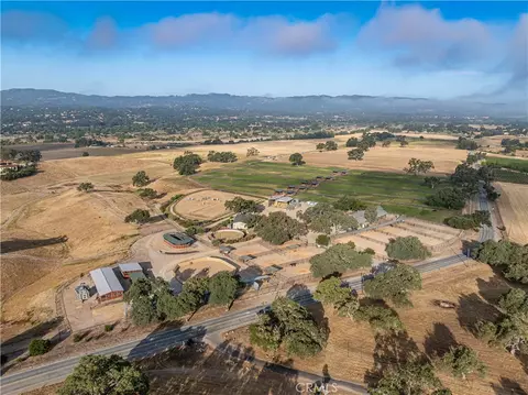 View/Area - 3030 Templeton, Templeton, CA 93465 photo 2 of 8