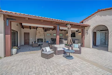Exterior - 3030 Templeton, Templeton, CA 93465 photo 14 of 21