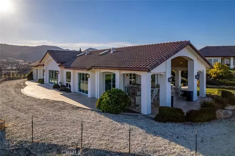 5495 Vista Serrano, Paso Robles, CA 93446 photo 33