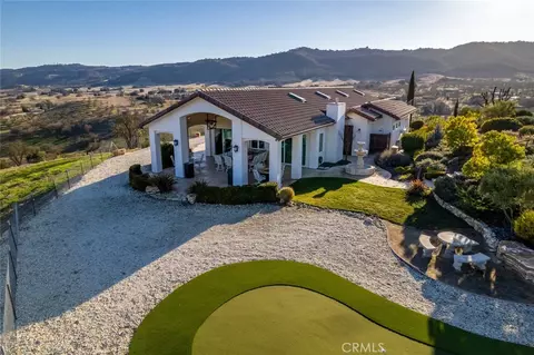 5495 Vista Serrano, Paso Robles, CA 93446 photo 32