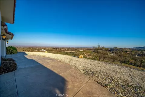 5495 Vista Serrano, Paso Robles, CA 93446 photo 39