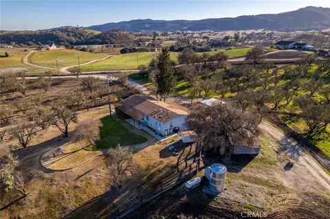 5495 Vista Serrano, Paso Robles, CA 93446 photo 60