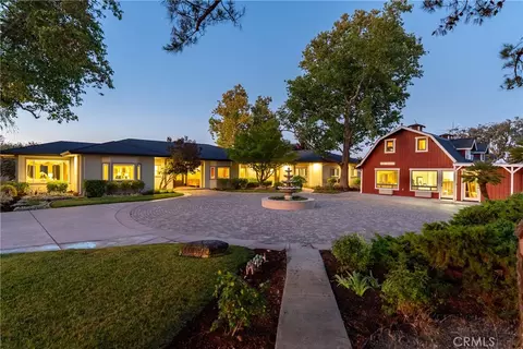 3520 Creston Rd, Paso Robles, CA 93446