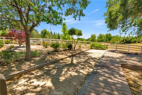 Exterior - 117 Frontier Way, Templeton, CA 93465 photo 2 of 8