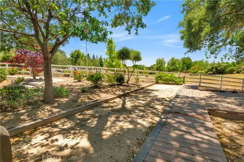 Exterior - 117 Frontier Way, Templeton, CA 93465 photo 2 of 8