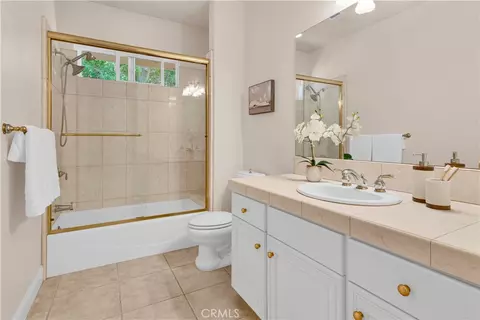 Bath - 117 Frontier Way, Templeton, CA 93465 photo 4 of 4
