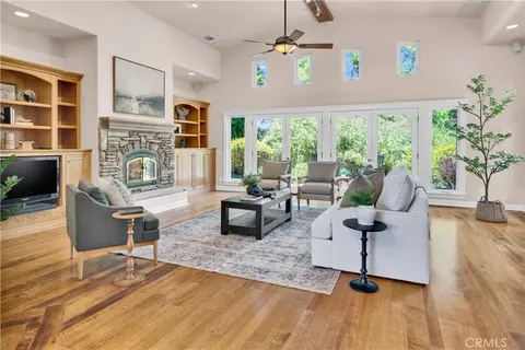 Living - 117 Frontier Way, Templeton, CA 93465 photo 2 of 4