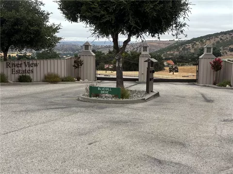 9974 Flyrod Dr, Paso Robles, CA 93446