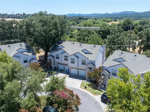 30 Corrietta Ct, Templeton, CA 93465