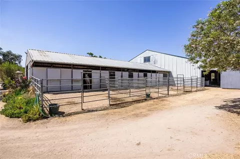 Exterior - 5625 Linne Rd, Paso Robles, CA 93446 photo 5 of 23