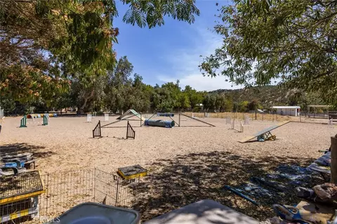 Exterior - 5625 Linne Rd, Paso Robles, CA 93446 photo 7 of 21