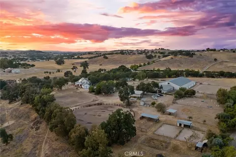View/Area - 5625 Linne Rd, Paso Robles, CA 93446 photo 7 of 7