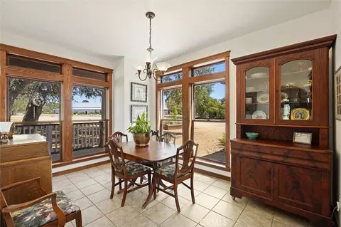 Dining - 5625 Linne Rd, Paso Robles, CA 93446 photo 1 of 1