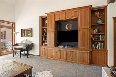 Living - 5625 Linne Rd, Paso Robles, CA 93446 photo 3 of 3