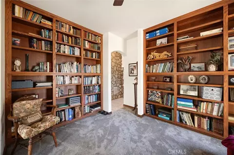 Entry Way - 5625 Linne Rd, Paso Robles, CA 93446 photo 4 of 6
