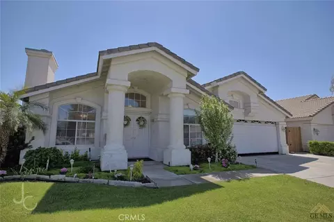 10403 Olympia Fields Dr, Bakersfield, CA 93312