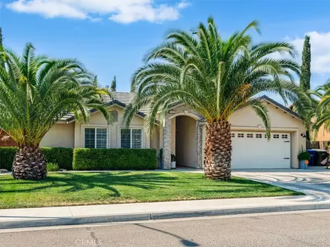 104 W Mariposa St, Avenal, CA 93204