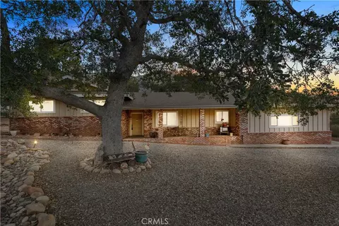 2805 Bobcat Dr, Mountain Mesa, CA 93240