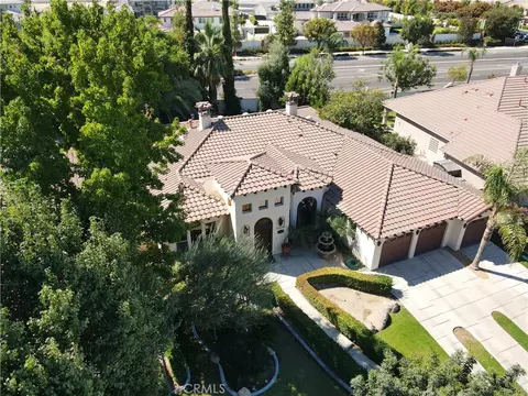 12011 Manorwood St, Bakersfield, CA 93311