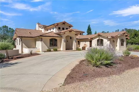 8820 Cantinas Pt, Bradley, CA 93426