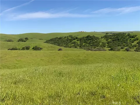 77599 Lowes Canyon Rd, San Miguel, CA 93451