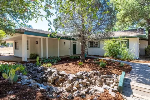 7990 San Gabriel Rd, Atascadero, CA 93422