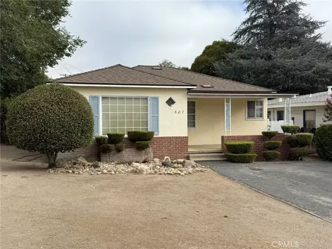 607 30th St, Paso Robles, CA 93446