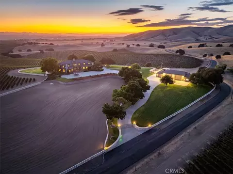 8283 Cross Canyons Rd, San Miguel, CA 93451