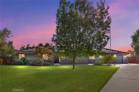 5816 Hidden Vly, Bakersfield, CA 93306