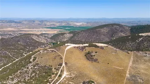 71778 Jolon Rd, Bradley, CA 93426