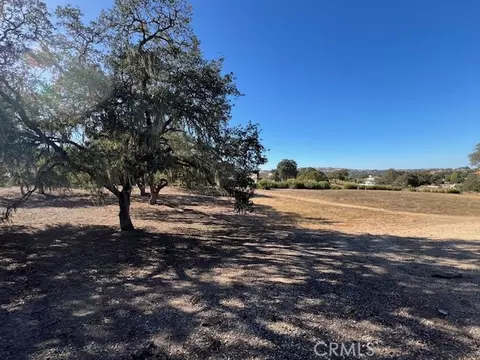 1810 Fire Rock Loop, Templeton, CA 93465 photo 2