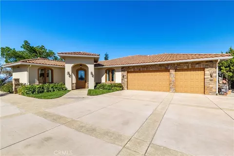 Exterior - 6944 Union Rd, Paso Robles, CA 93446 photo 2 of 22