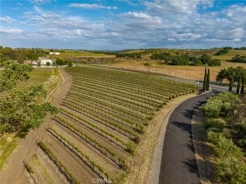 View/Area - 6944 Union Rd, Paso Robles, CA 93446 photo 3 of 3
