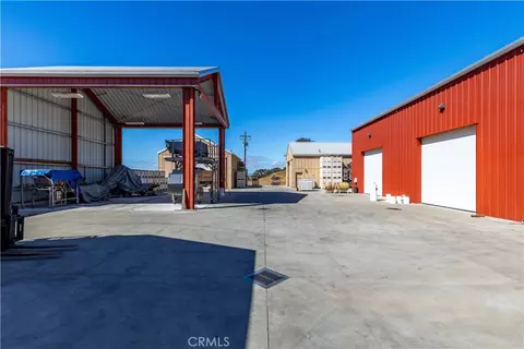 Exterior - 6944 Union Rd, Paso Robles, CA 93446 photo 17 of 22