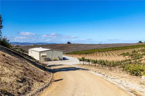 Exterior - 6944 Union Rd, Paso Robles, CA 93446 photo 19 of 22