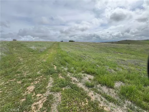 5160 Needs Road Name, Paso Robles, CA 93446 photo 2