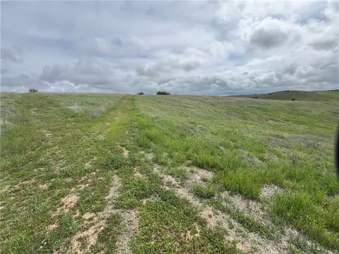 5160 Needs Road Name, Paso Robles, CA 93446 photo 2