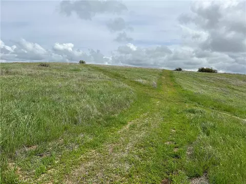 5160 Needs Road Name, Paso Robles, CA 93446