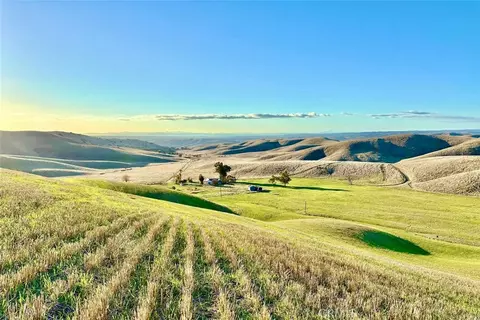 3780 S Gillis Canyon Rd, Shandon, CA 93461