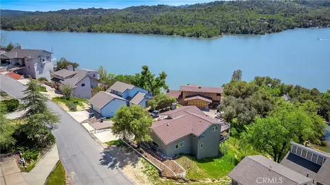 View/Area - 8744 Bluff Ct, Bradley, CA 93426 photo 6 of 8