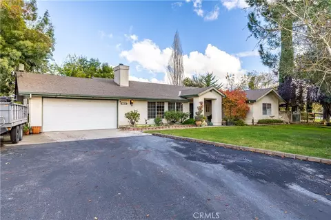5755 Loma Linda Dr, Paso Robles, CA 93446